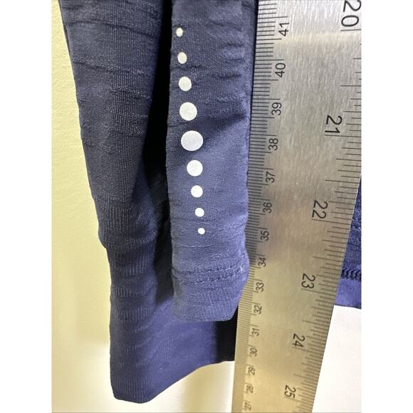 TITLE NINE Grace Raglan Long Sleeve Tee S Midnight Heather Workout - Picture 6 of 7